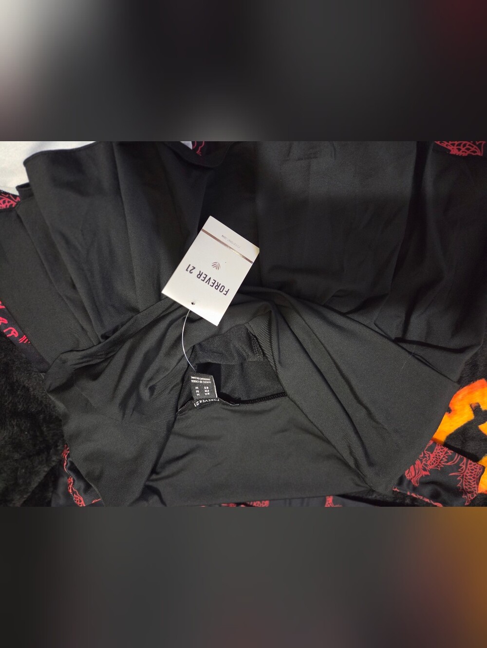 FOREVER 21 BLACK SKIRT